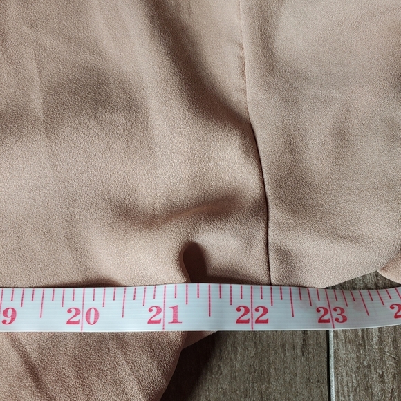 Worthington V-Neck Cuffed Sleeve Tie Waist Tunic Blouse Women's Medium EUC - Picture 3 of 16